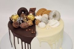 Torta-prelivena-cokoladom-20-scaled